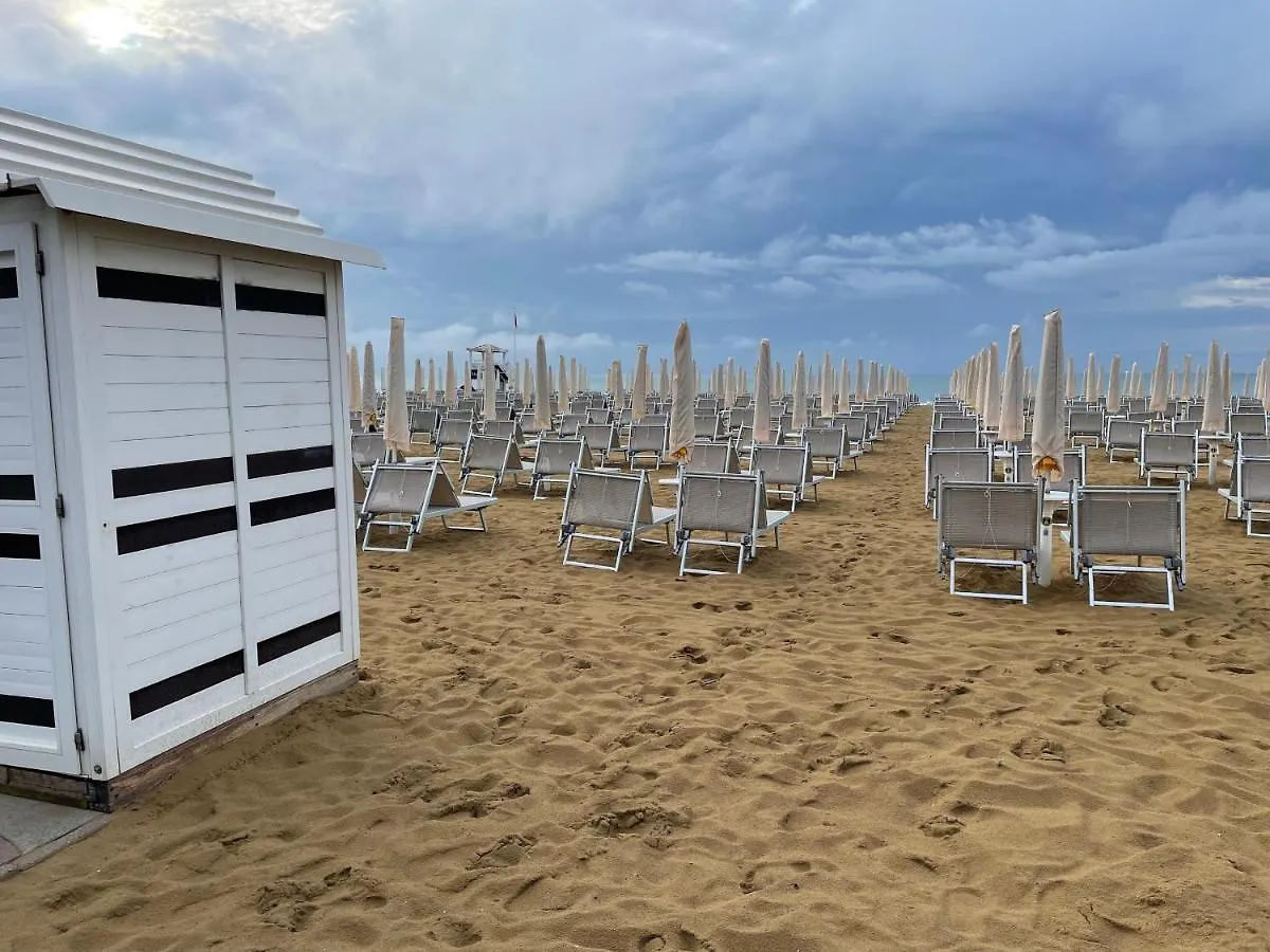 Anima Jesolo - Ca Delle Rose Apartment Italy